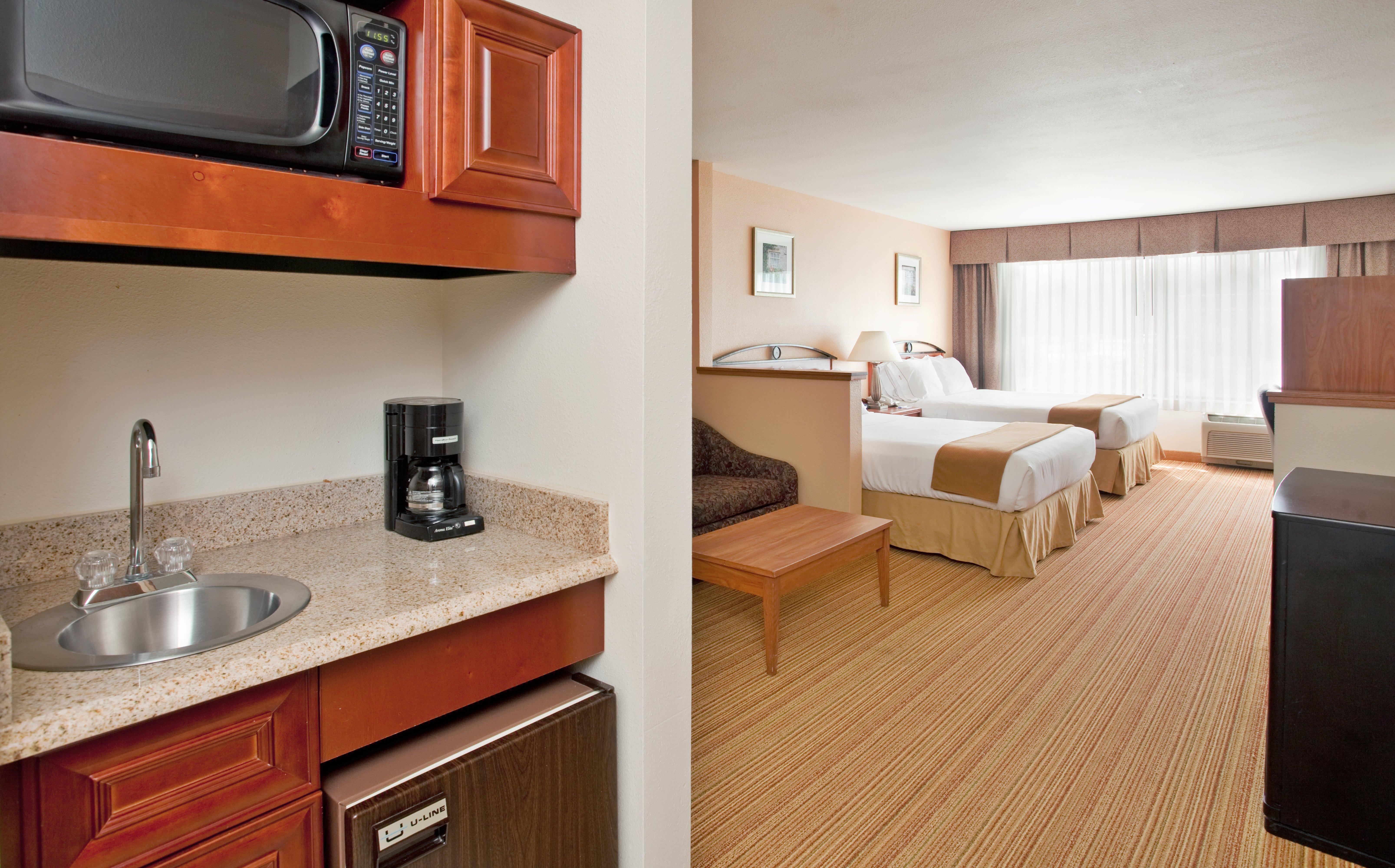 Holiday Inn Express Hotel Germantown - Northwest Milwaukee, An Ihg Hotel Buitenkant foto